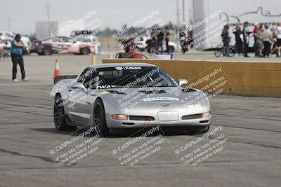 media/Jun-01-2025-CalClub SCCA (Sun) [[eae223c5dd]]/Group 1/Track Event (Front Straight)/